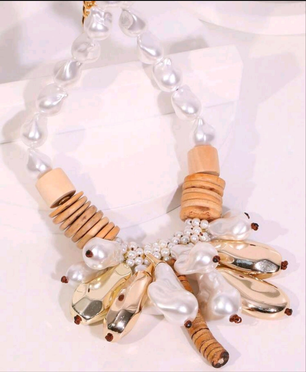 Thera Necklace