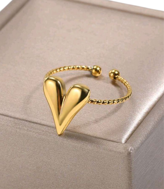 Heart Hand Ring