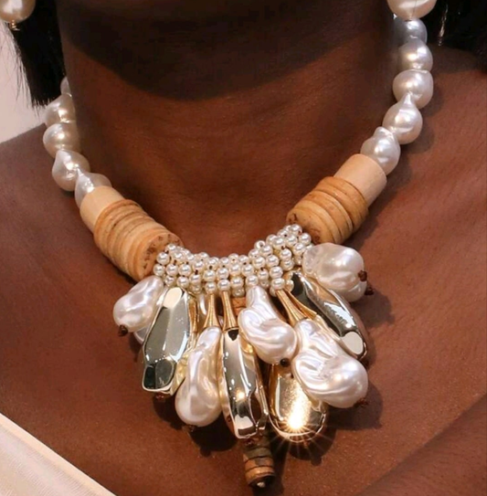 Thera Necklace